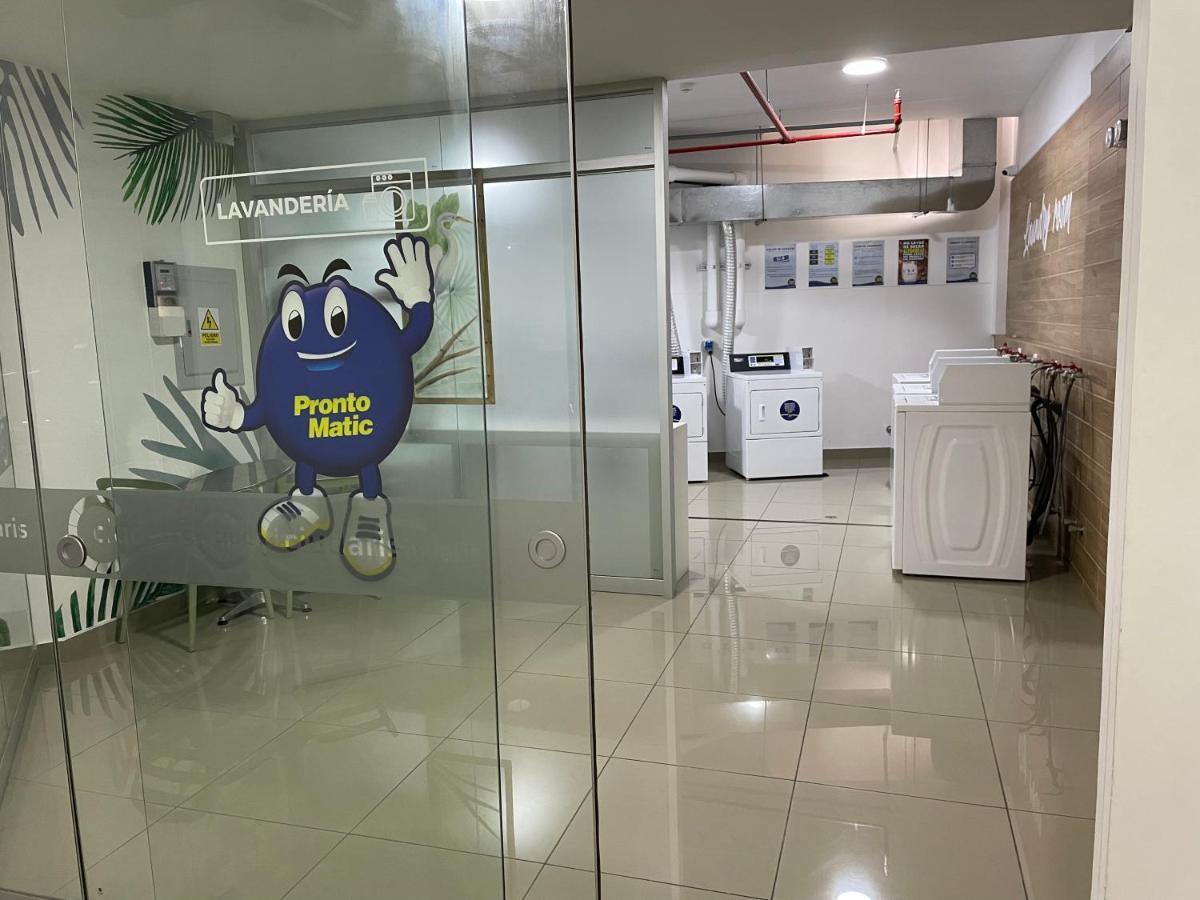 Hermosa Habitacion Privada En Edificio De Estreno Frente Al Metro リマ エクステリア 写真